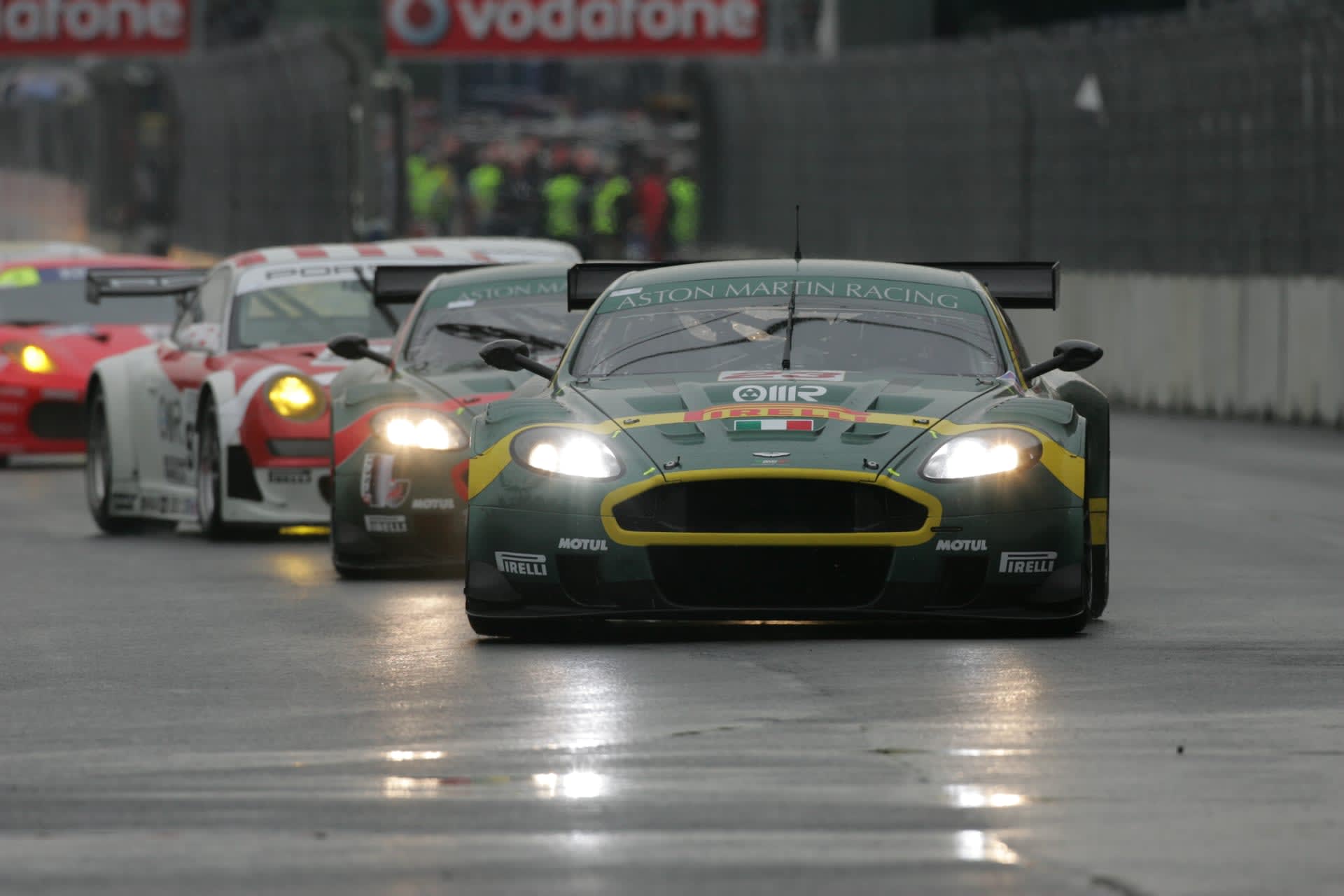 2006 Aston Martin DBR9 | Girardo & Co